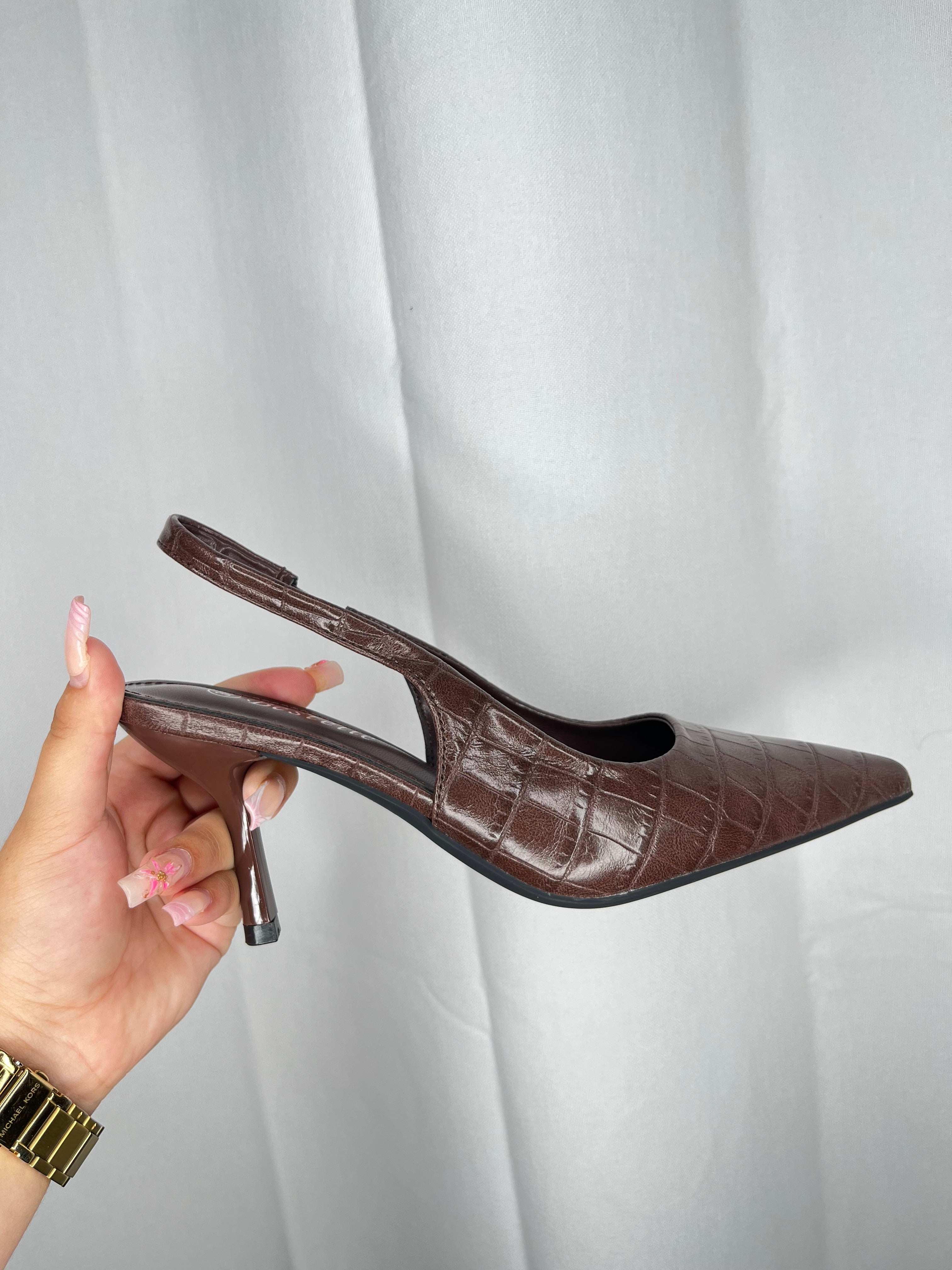 Talons Emy