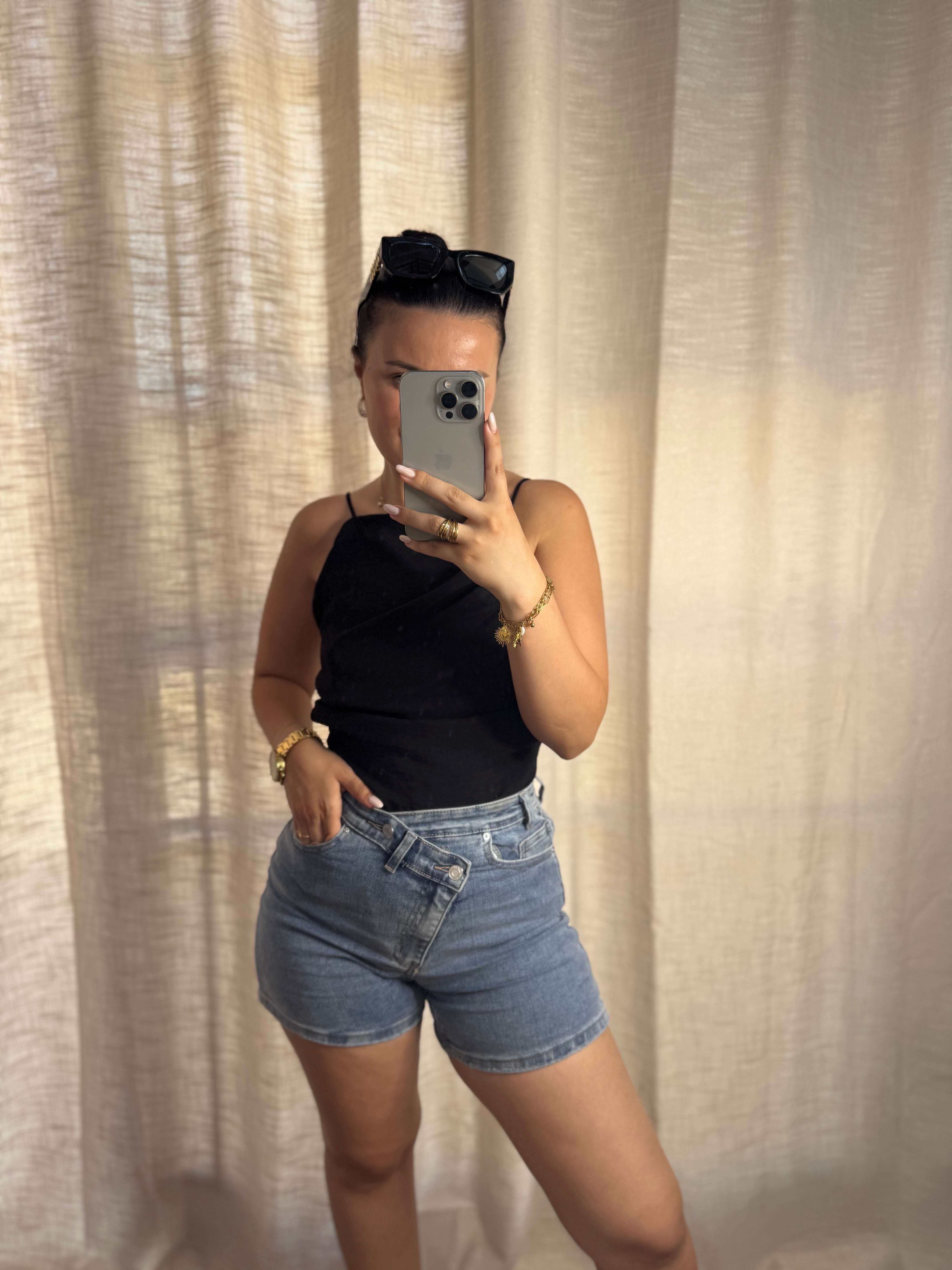 Haut Mia