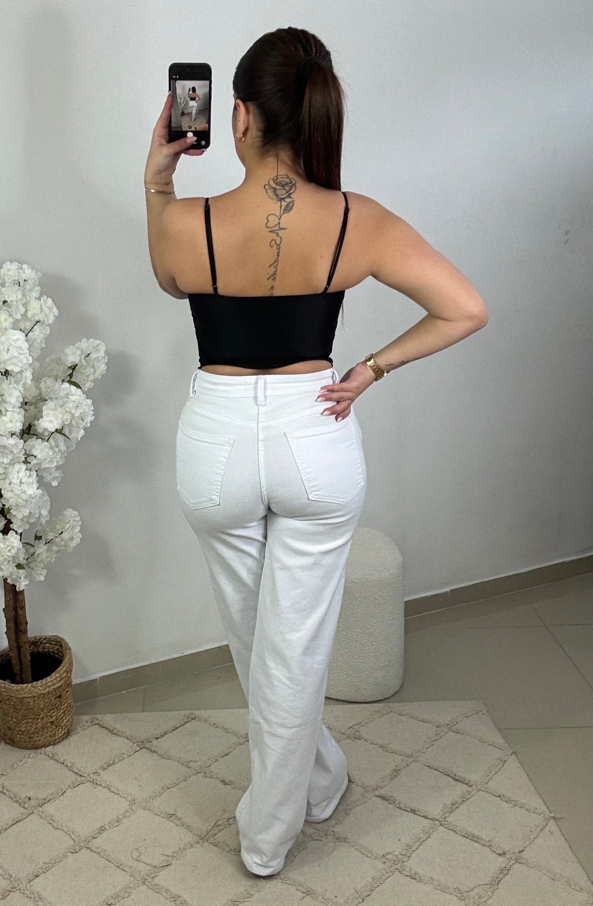 Haut Emma