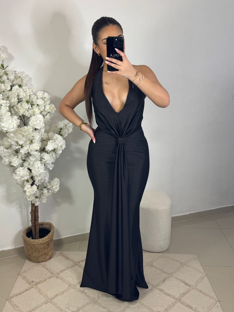 Robe Nola