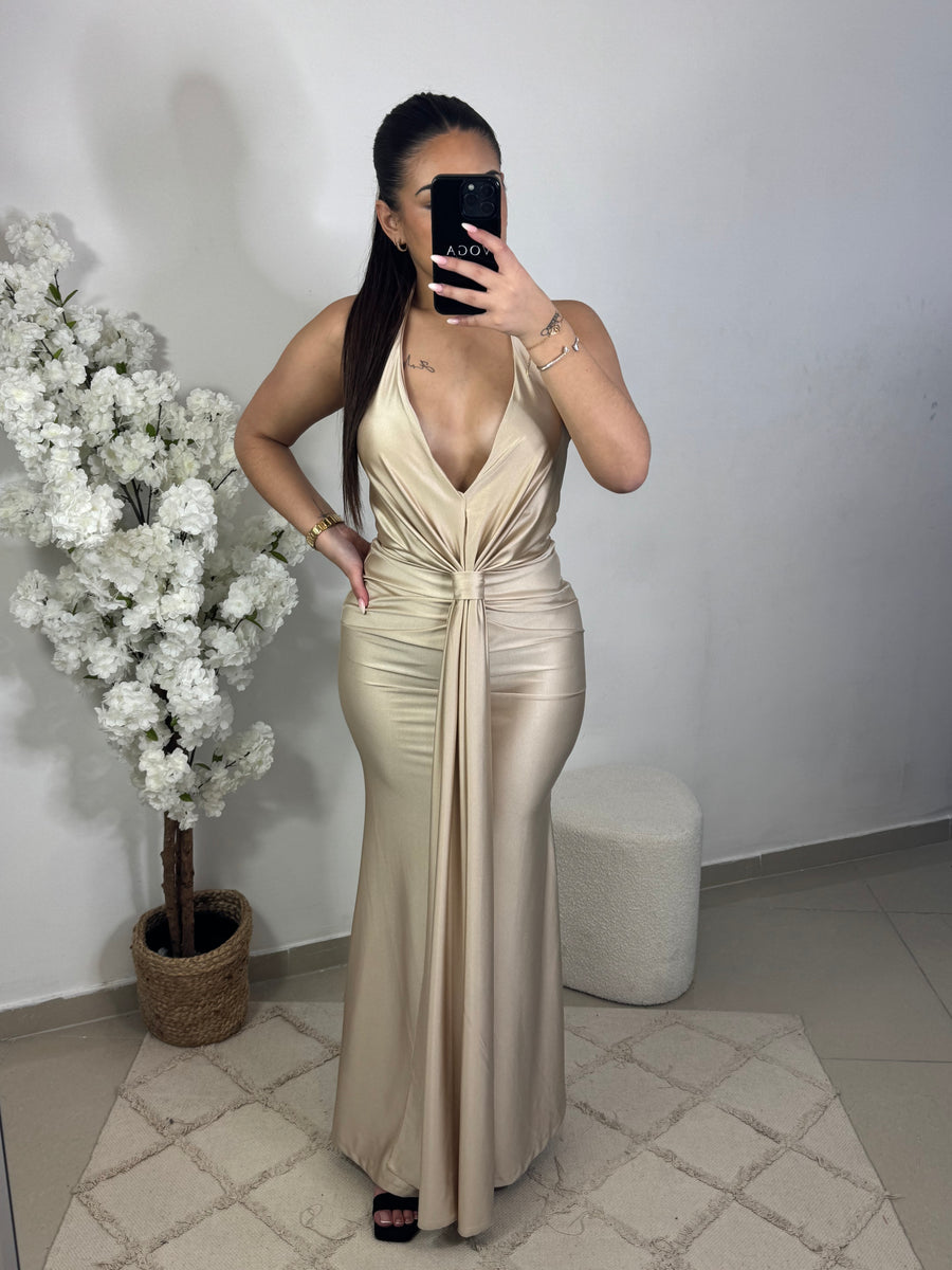 Robe Nola