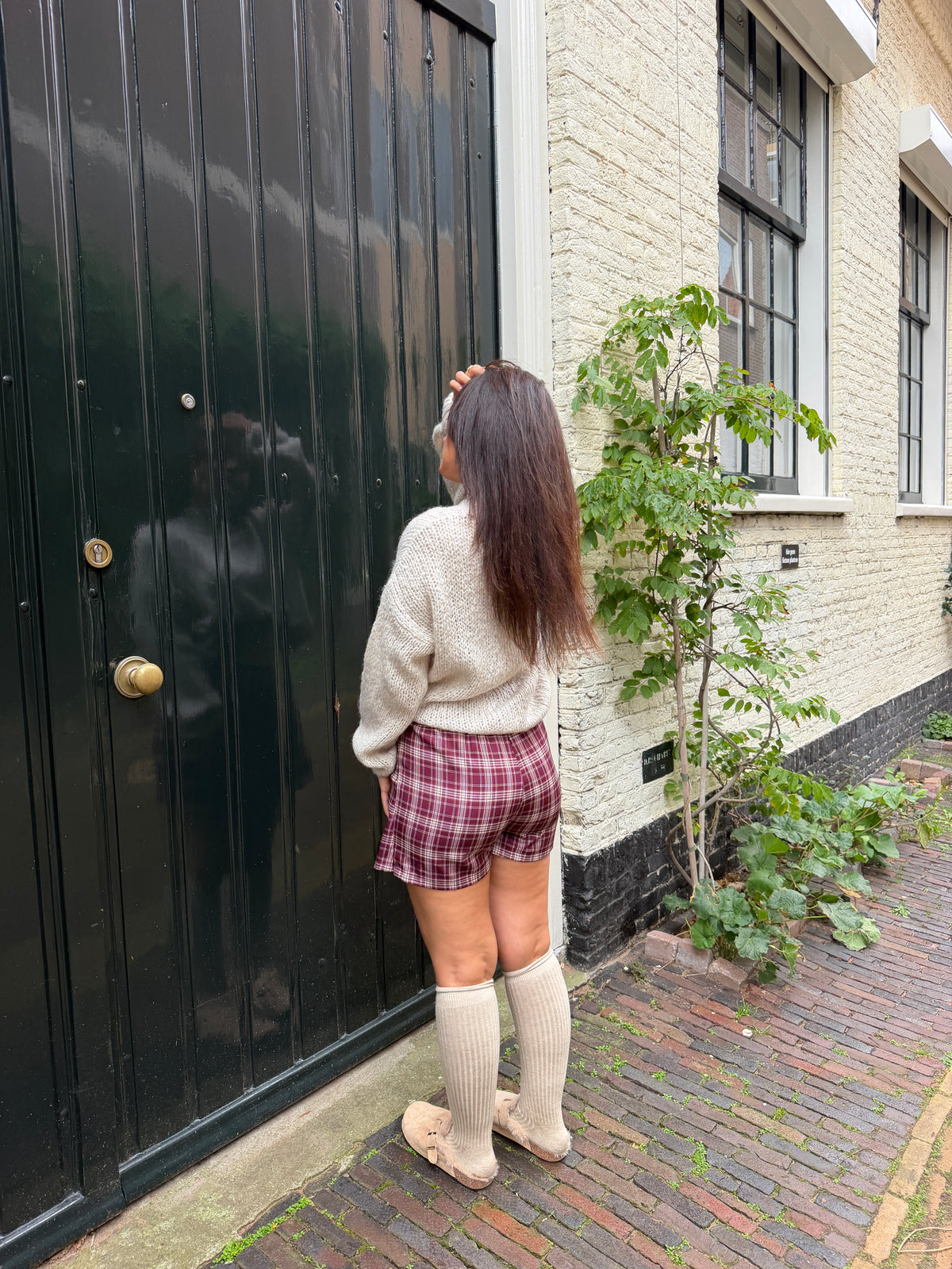 Pull June