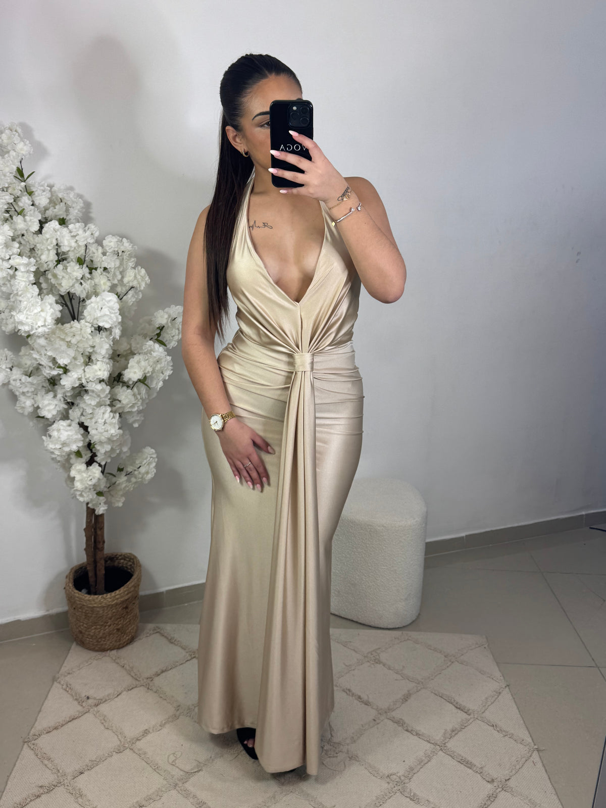 Robe Nola