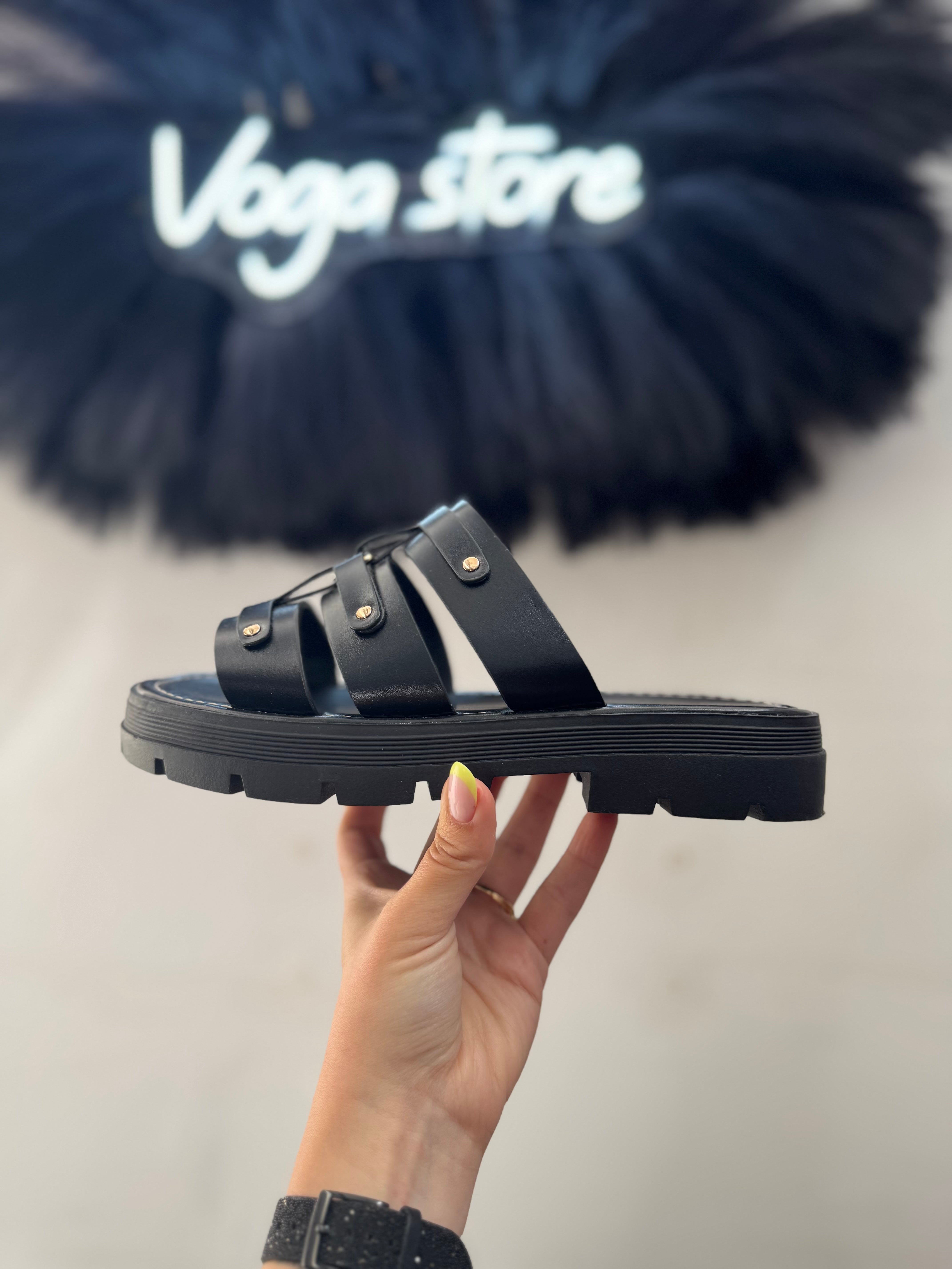 Claquette Justine noir