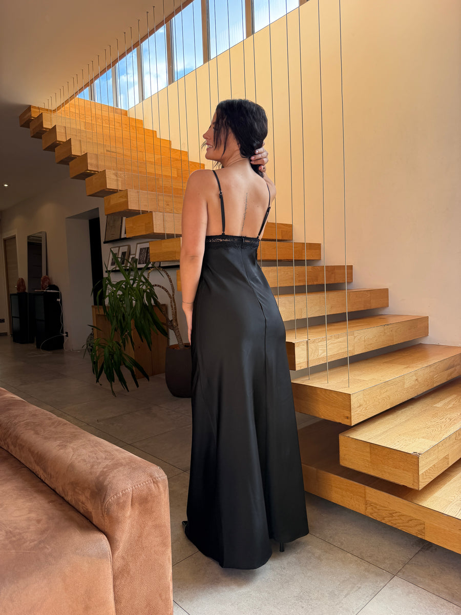 Robe Amara